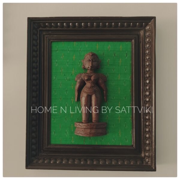 Marapachi male & female (for a Set) frames  Size: 12*10