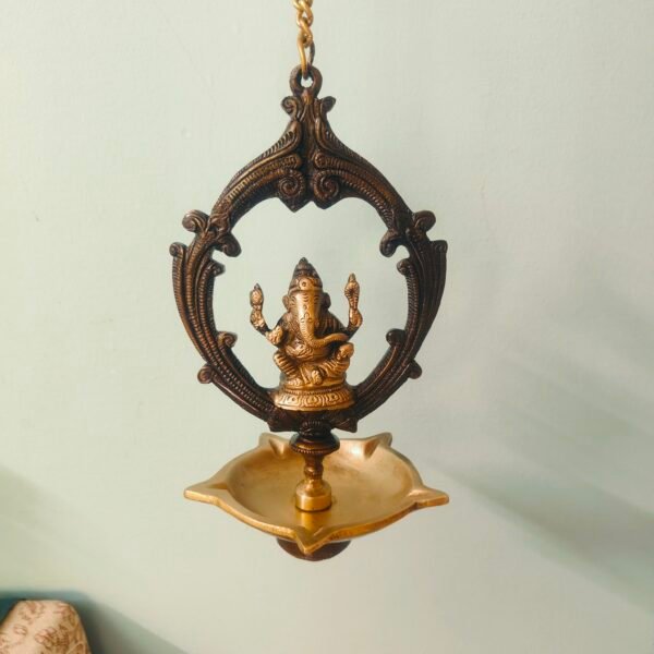 Ganesha with Prabhavali